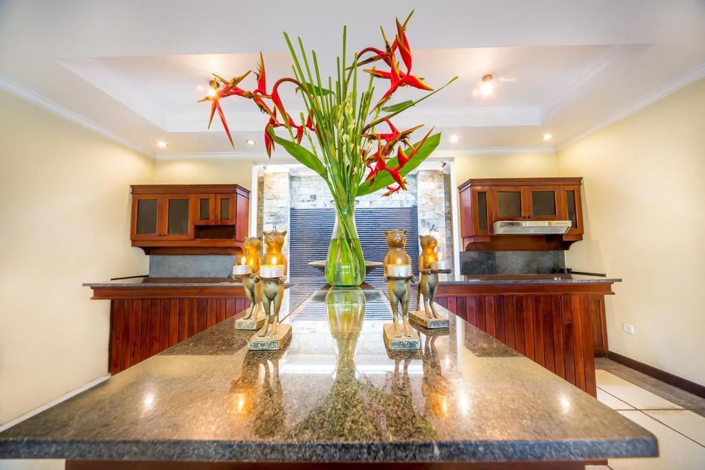 Villa Frangipani Sanur  Ngoại thất bức ảnh